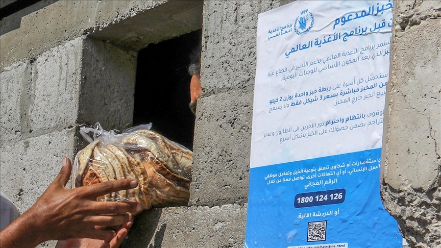 Palestinians warn of imminent famine as Israeli siege forces bakeries in northern Gaza to close