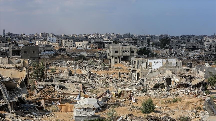 غزة.. إسرائيل تقتل 9 فلسطينيين وتقصف مدرسة تؤوي نازحين