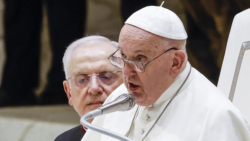 Papa, Gazze'de ateşkese yönelik müzakerelerin devam etmesi isteğini yineledi