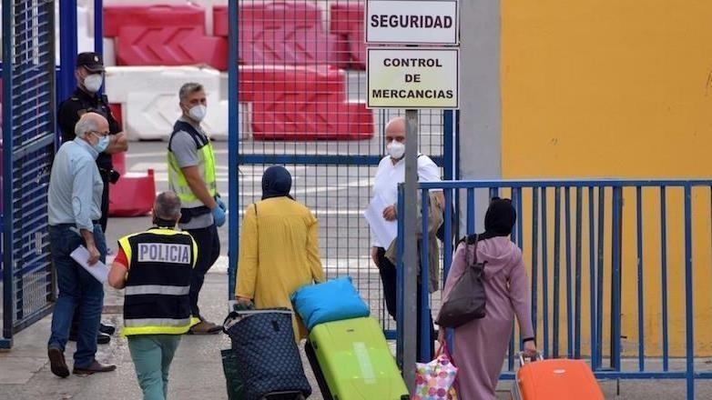 المغرب.. هدوء بعد مواجهات بين الأمن وراغبين بالهجرة إلى سبتة