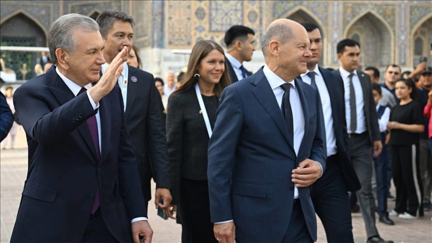 Uzbekistan’s president hosts German chancellor