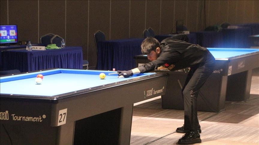 Türkiye’s Seymen Ozbas wins 3-cushion billiards junior championship in France