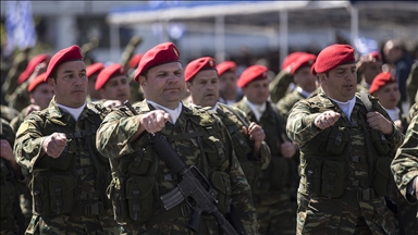 Yunanistan Silahlı Kuvvetlerinde yeniden yapılandırma hazırlığı yapılıyor