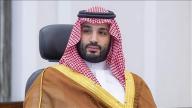 ولي العهد السعودي يبحث مع رئيس الوزراء المصري تعزيز التعاون