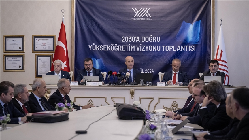 YÖK Başkanı Özvar: Türkiye, yükseköğretimde dijitalleşme ve yapay zeka konusunda iyi bir konumda 