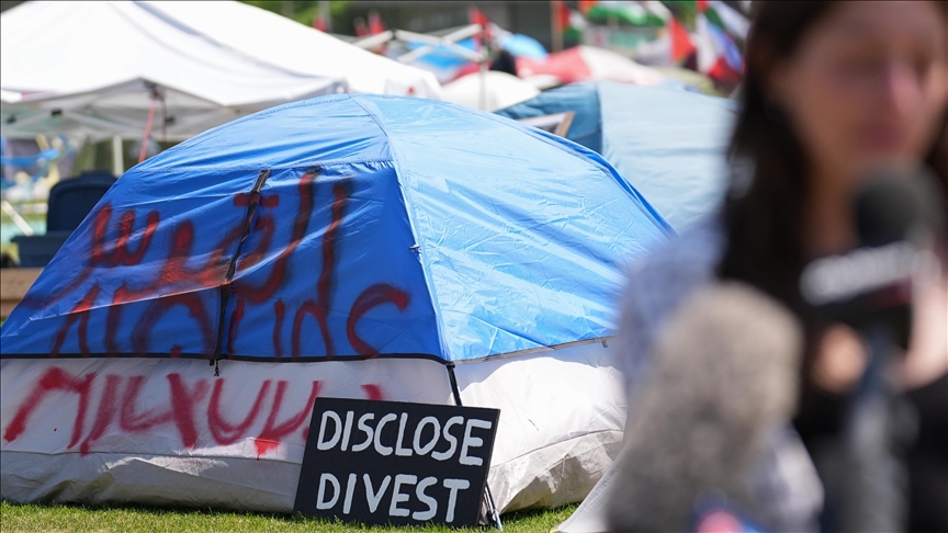 As Norway wealth fund reviews ties with Israel, experts push for more divestment