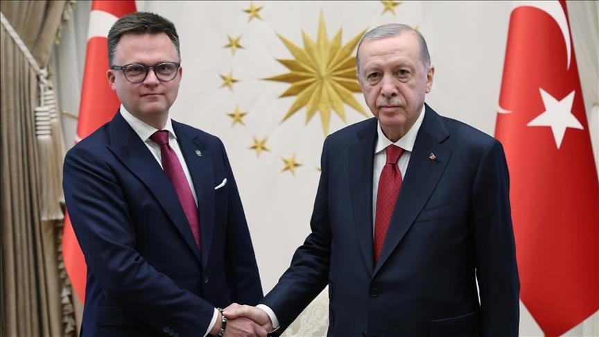 Turkish president receives Polish parliament speaker in Ankara