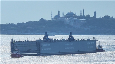 İstanbul Boğazı'nda gemi trafiği çift yönlü açıldı