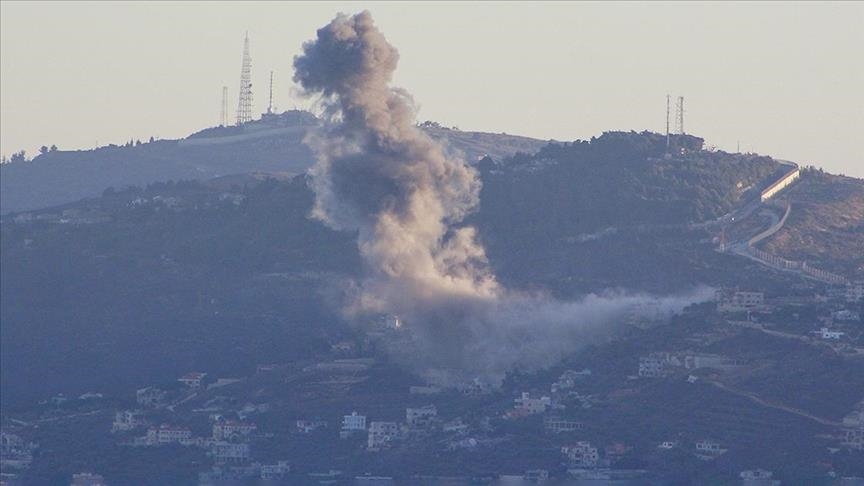 150 rockets fired from Lebanon at northern Israel within 1 hour, Israeli army responds