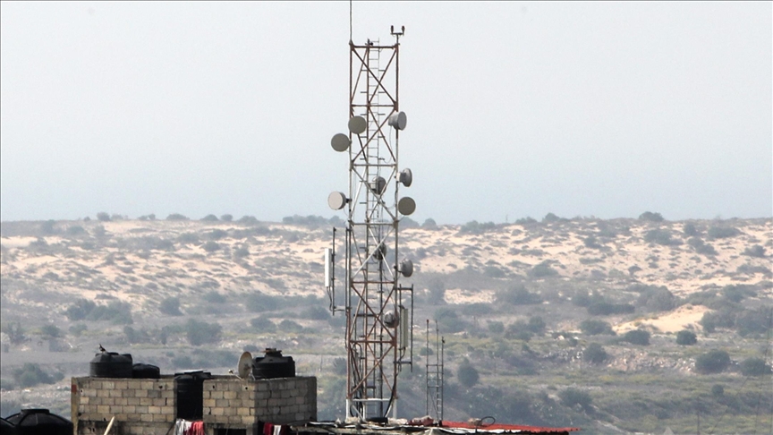 Internet service cut off in central, southern Gaza amid Israeli attacks