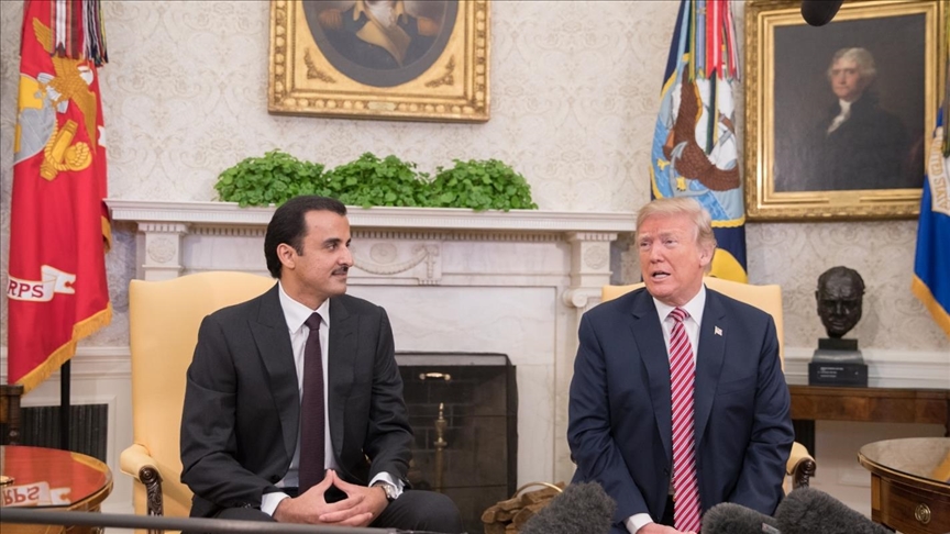 Trump meets Qatari emir, prime minister in Florida