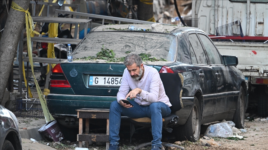 İsrail, Lübnanlıların telefonlarına "evlerini derhal boşaltmalarını" içeren mesaj gönderdi
