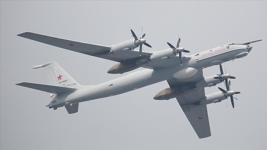 Два российских ракетоносца Ту-95 выполнили полет вблизи побережья Аляски