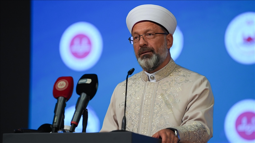 Diyanet İşleri Başkanı Erbaş, "Uluslararası Mevlid-i Nebi Sempozyumu" açılışında konuştu