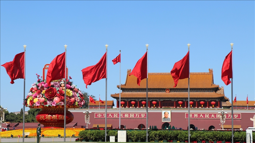 Chinese leadership admits to new economic problems Chinese leadership admits to new economic problems