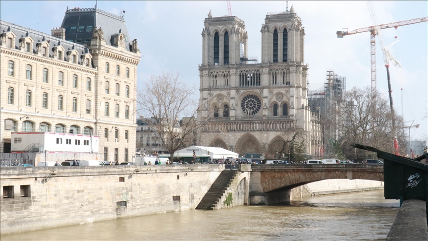 Flood warnings issued in 6 French provinces due to heavy rains -