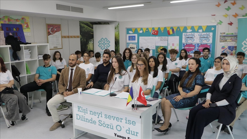 Maarif öğrencileri Türk Dil Bayramı'nda Balkanlar'da Türkçenin etkilerini ele aldı