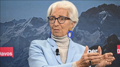 Avrupa Merkez Bankası Başkanı Lagarde'dan yapay zeka uyarısı