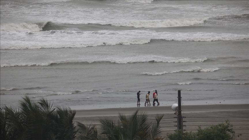 Hurricane Helene barreling towards Florida as Category 3 storm