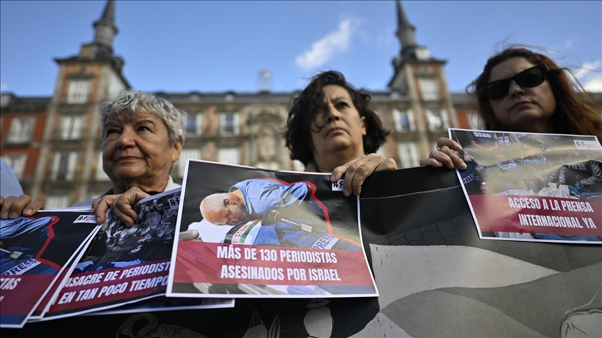 Más de 200 sindicatos y ONG en España convocan una huelga general de 24 horas en contra de la guerra de Israel en Gaza
