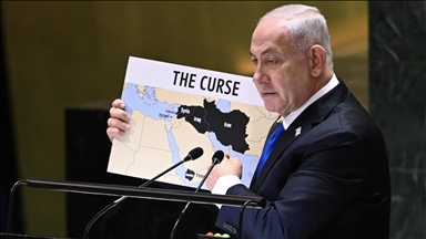 In UN speech, Netanyahu holds map showing West Bank, Gaza as part of Israel