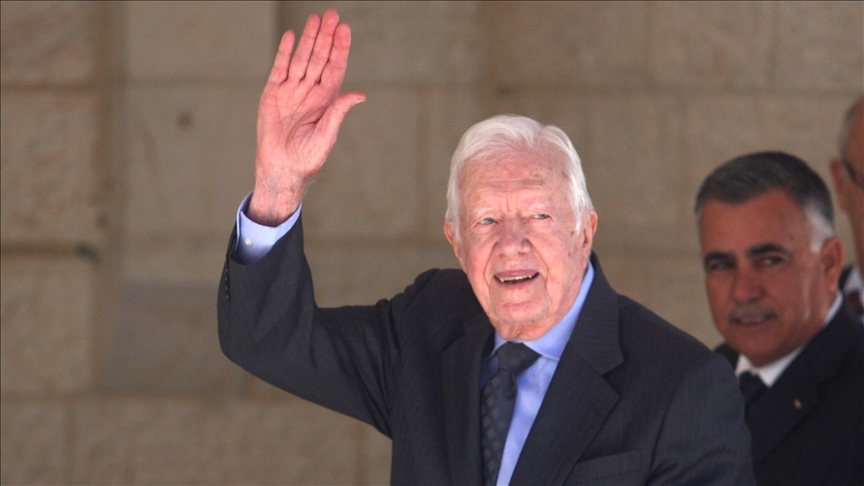 Jimmy Carter becomes 1st former US president to live to 100