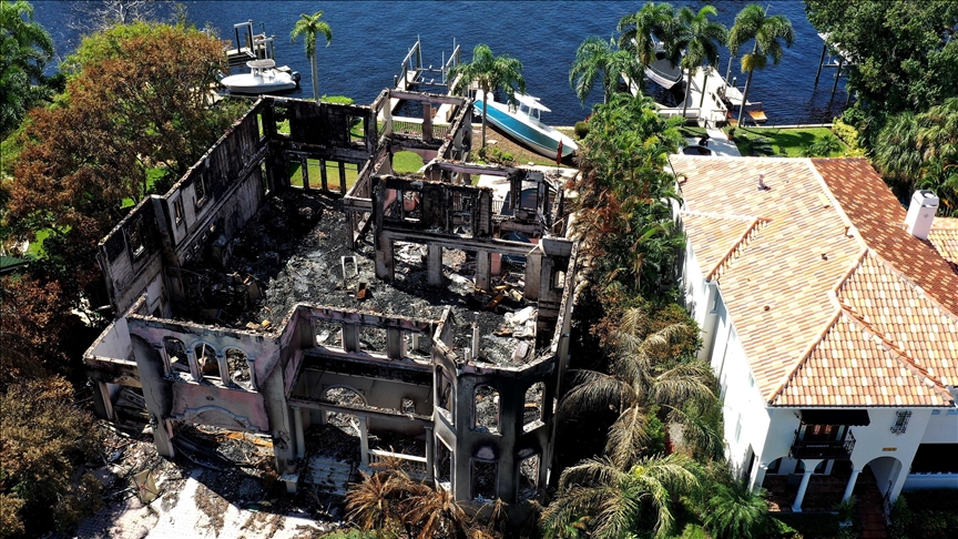 Death toll from Hurricane Helene climbs to 130 as rescue crews frantically search for survivors