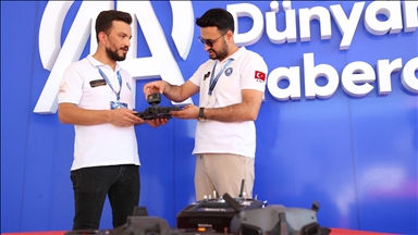 AA presenta su “dron mensajero” en el Festival de Aviación, Espacio y Tecnología (Teknofest) en Adana