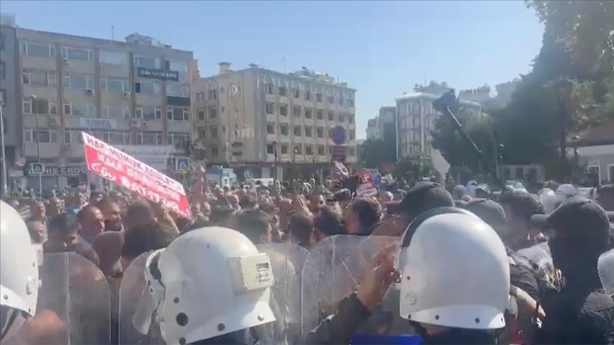 İETT'ye bağlı özel halk otobüsü sahipleri, 15 Ekim'de kontak kapatacaklarını açıkladı