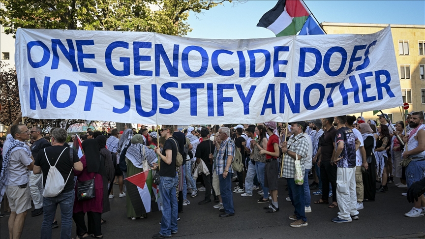 Thousands protest in Berlin against Ukraine, Gaza wars