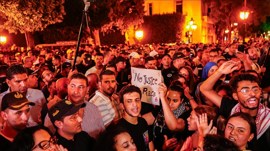 Tunisie : Manifestation dans la capitale pour appeler au « rétablissement » du processus démocratique