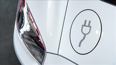 Vendet e BE-së miratojnë tarifa mbi 36 për qind për makinat elektrike kineze