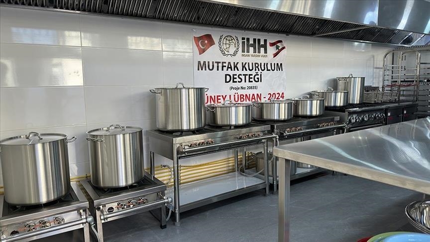 "الإغاثة التركية" تفتتح مطبخا خيريا للنازحين في جبل لبنان