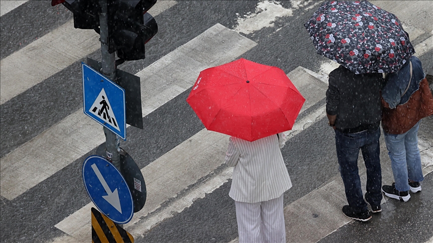 BiH: Tokom dana i večeri se očekuju lokalni pljuskovi na jugu praćeni grmljavinom 