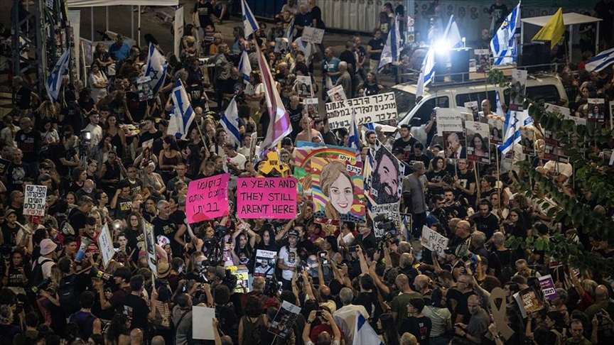 Families of Israeli hostages in Gaza accuse Netanyahu of abandoning loved ones for political survival