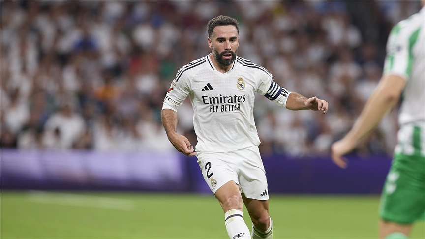 قدم.. ريال مدريد يعلن إصابة كارفخال بتمزق في الرباط الصليبي