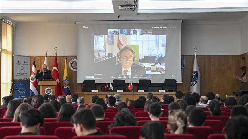 Ankara'da "Deniz Anlaşmazlıklarının Barışçıl Yollarla Çözümüne İlişkin Bölgesel Deneyimler" konferansı yapıldı