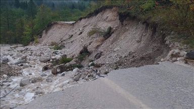 BiH: Saobraćaj i dalje obustavljen na putevima Jablanica - Mostar i Jablanica - Blidinje