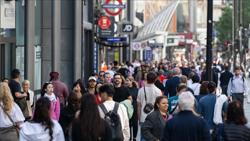 UK population increased 1%, driven largely by migration: Report UK population increased 1%, driven largely by migration: Report
