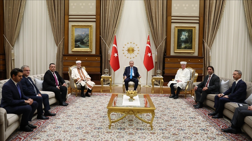 Turkish President Erdogan receives head of Turkish minority group of Western Thrace in Greece