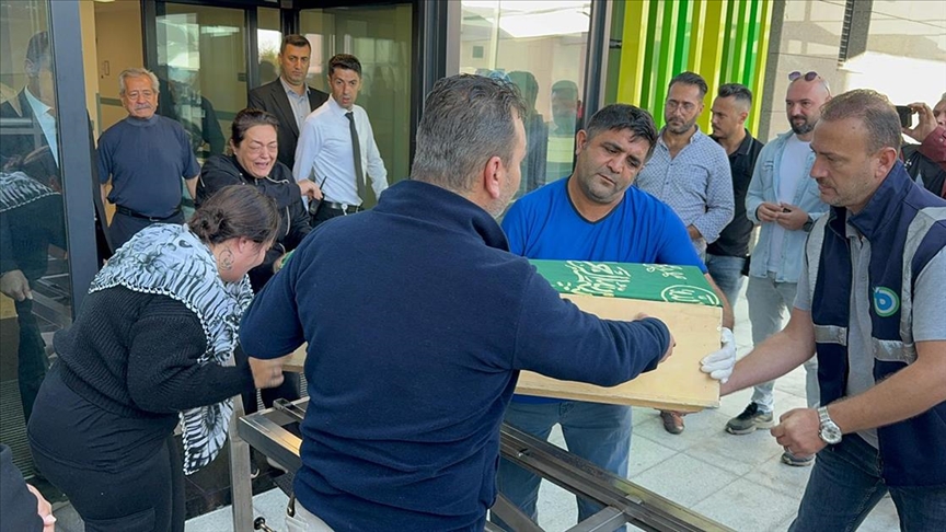 Tekirdağ'da cinsel istismar ve darp sonucu yaşamını yitiren Sıla bebeğin cenazesi toprağa verildi