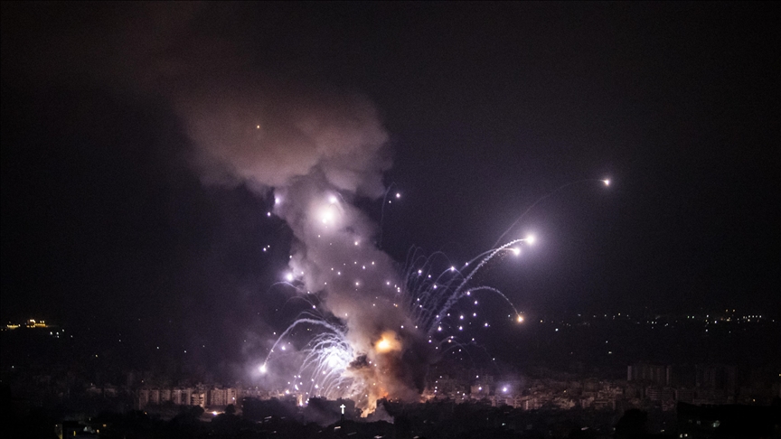Trump'ın eski danışmanı, İsrail'in, Lübnan'daki İrlanda birliklerine "napalm bombası" atmasını önerdi