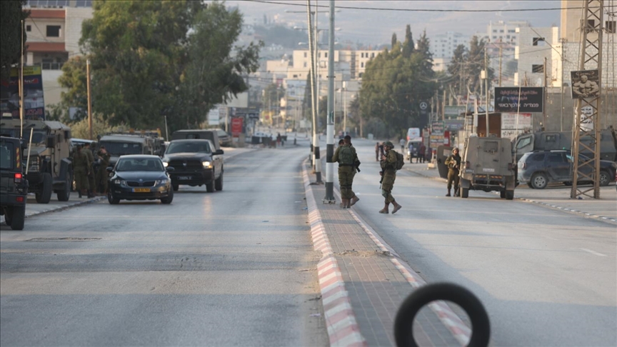 Illegal Israeli settlers assault Palestinians, attack mosque in West Bank