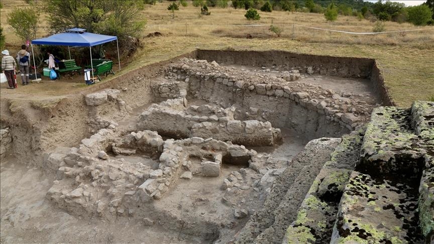 Archeologists unearth ruins of 2,800-year-old Phrygian religious site in Türkiye