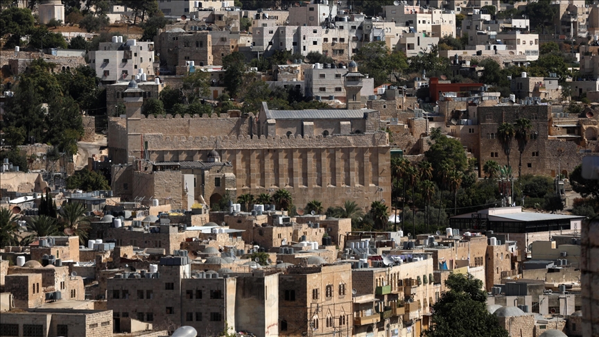 Israel shuts Hebron's Ibrahimi Mosque for Jewish holidays