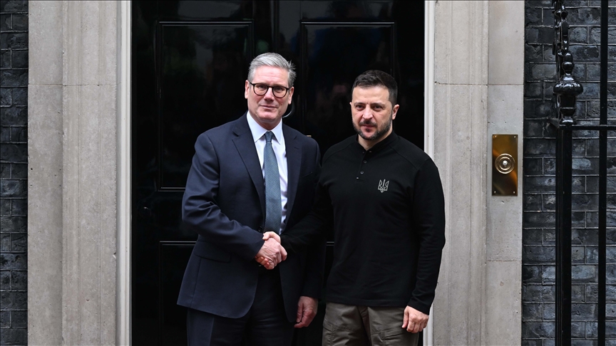 İngiltere Başbakanı, Londra'da Ukrayna Devlet Başkanı ve NATO Genel Sekreteriyle buluştu