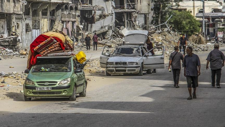 هربا من الإبادة.. "طريق الموت" أمل الفلسطينيين الأخير شمال غزة (تقرير)