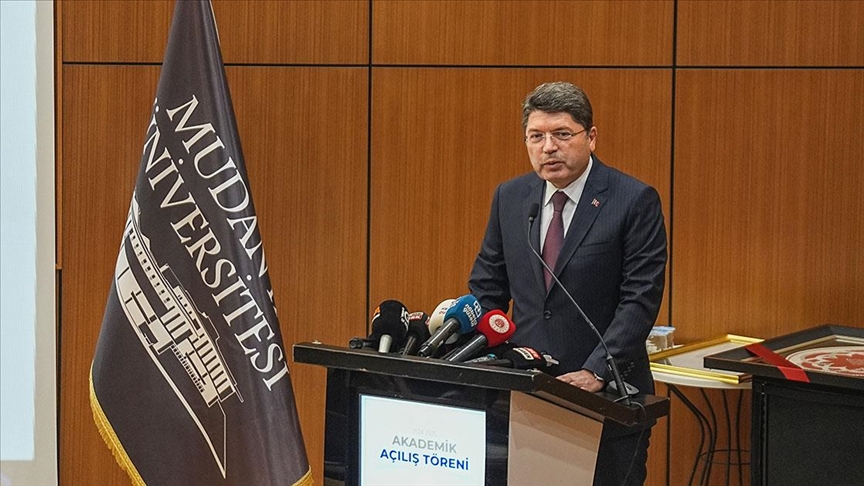 Adalet Bakanı Tunç: Son günlerde tartışılan 'cezasızlık' algısına yönelik eleştirileri elbette ki dikkate alıyoruz