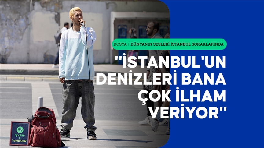 İranlı müzisyen Human Ghasemnataj Fokoloei geçimini İstanbul sokaklarında sağlıyor
