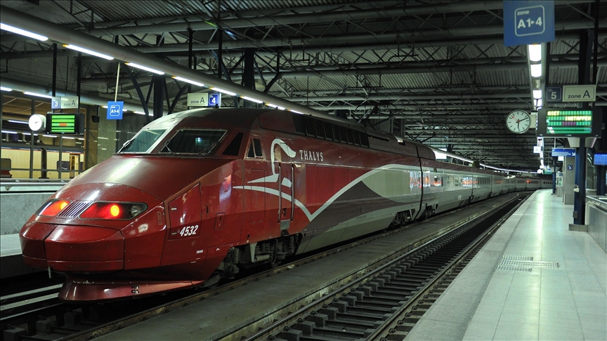 Train carrying European Parliament lawmakers to Brussels evacuated after 'explosion'